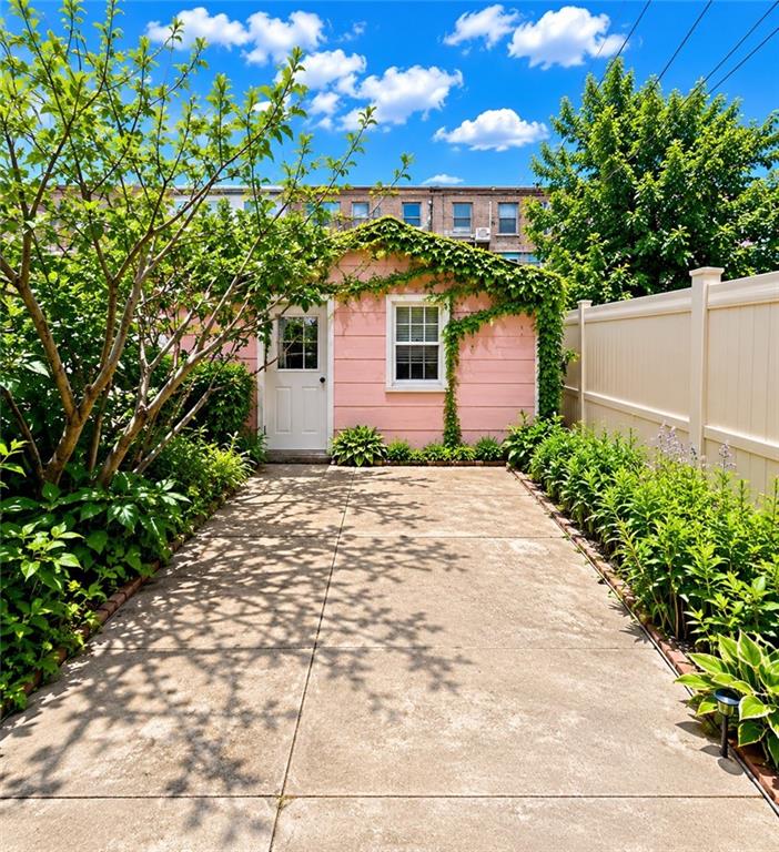 8876 19th Avenue Bensonhurst Brooklyn NY 11214
