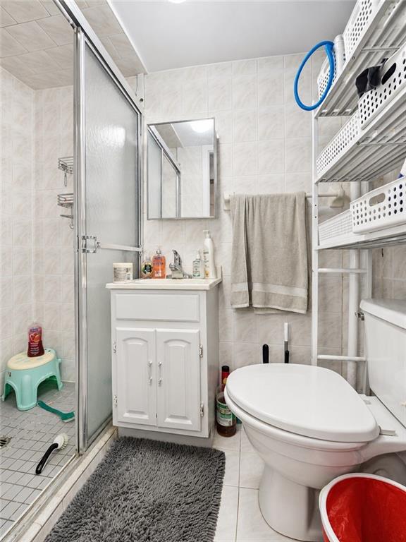 8876 19th Avenue Bensonhurst Brooklyn NY 11214