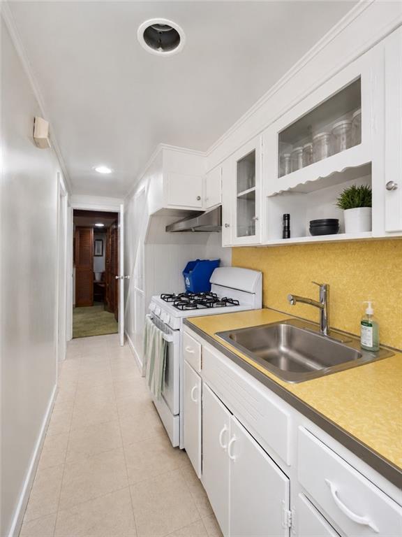 8876 19th Avenue Bensonhurst Brooklyn NY 11214