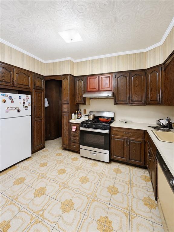 8876 19th Avenue Bensonhurst Brooklyn NY 11214