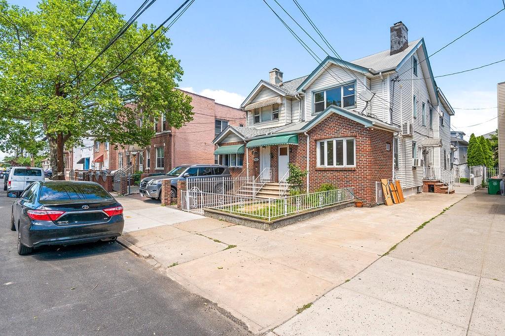 1769 Stillwell Avenue Gravesend Brooklyn NY 11223