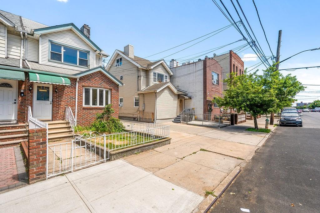 1769 Stillwell Avenue Gravesend Brooklyn NY 11223
