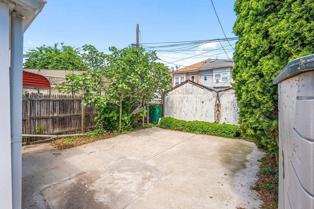 1769 Stillwell Avenue Gravesend Brooklyn NY 11223