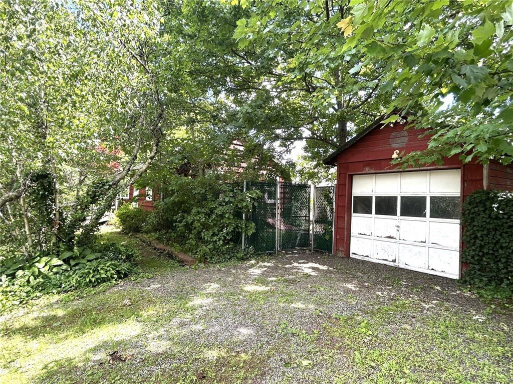 1721 Carlton Avenue Woodrow Staten Island NY 10309
