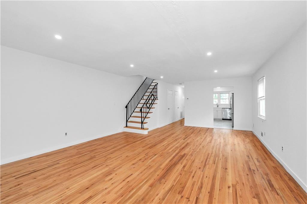 24 Park Street Oakwood Staten Island NY 10306