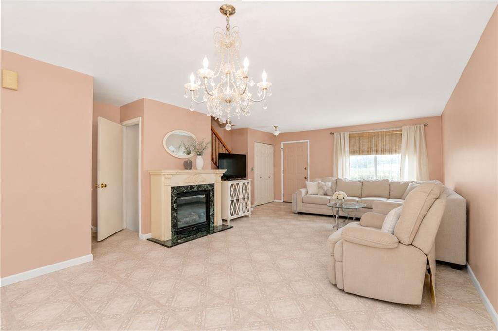 29 Wood Court Rossville Staten Island NY 10309