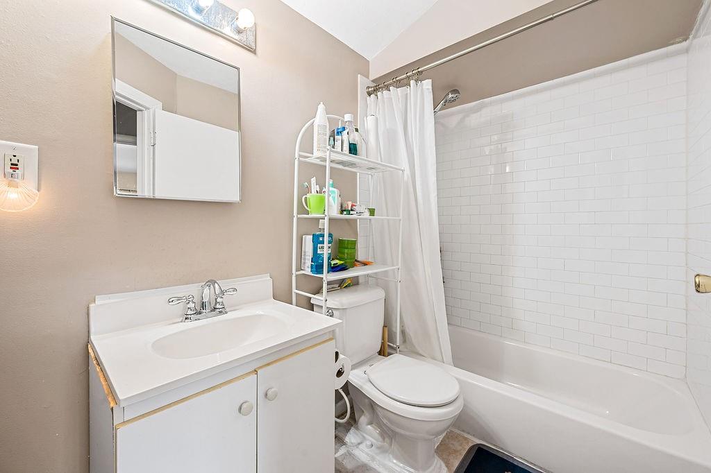 7 Andrea Court Eltingville Staten Island NY 10312