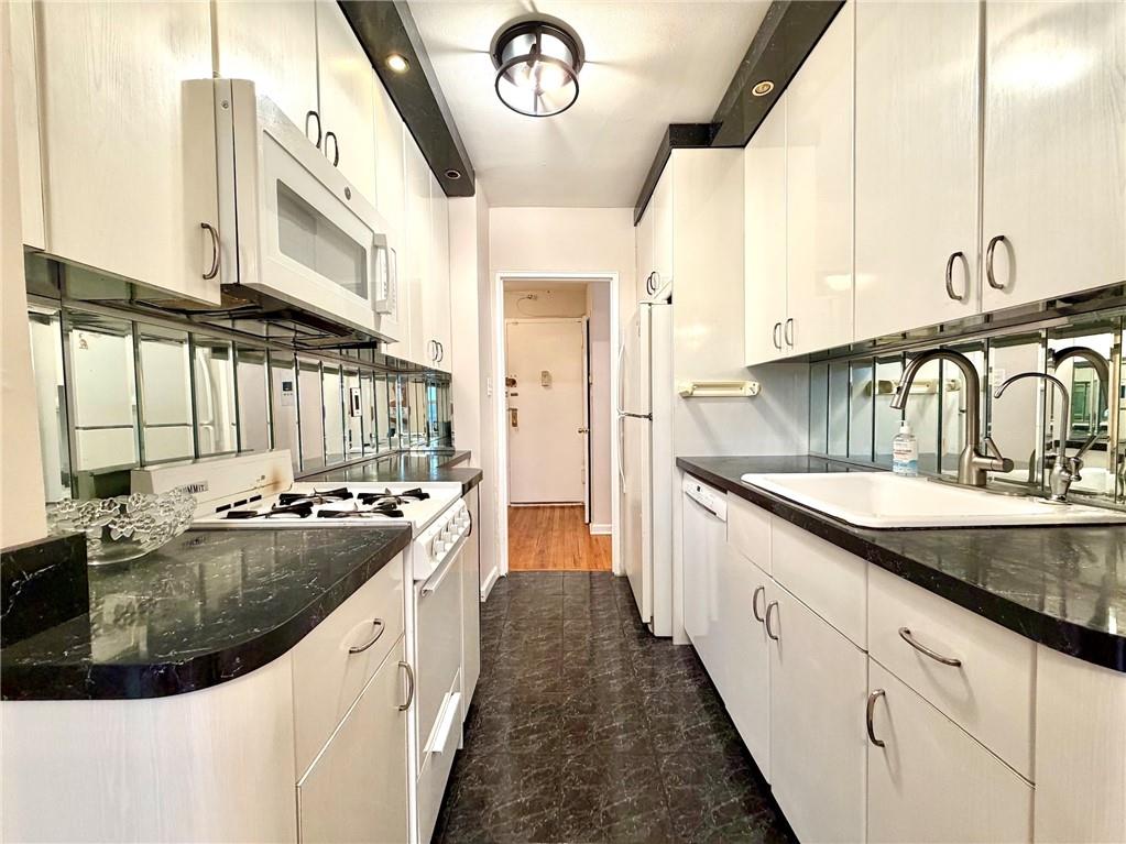 2939 Avenue Y Sheepshead Bay Brooklyn NY 11235