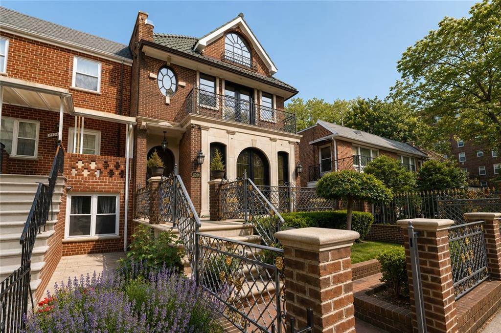 2555 West Street Gravesend Brooklyn NY 11223