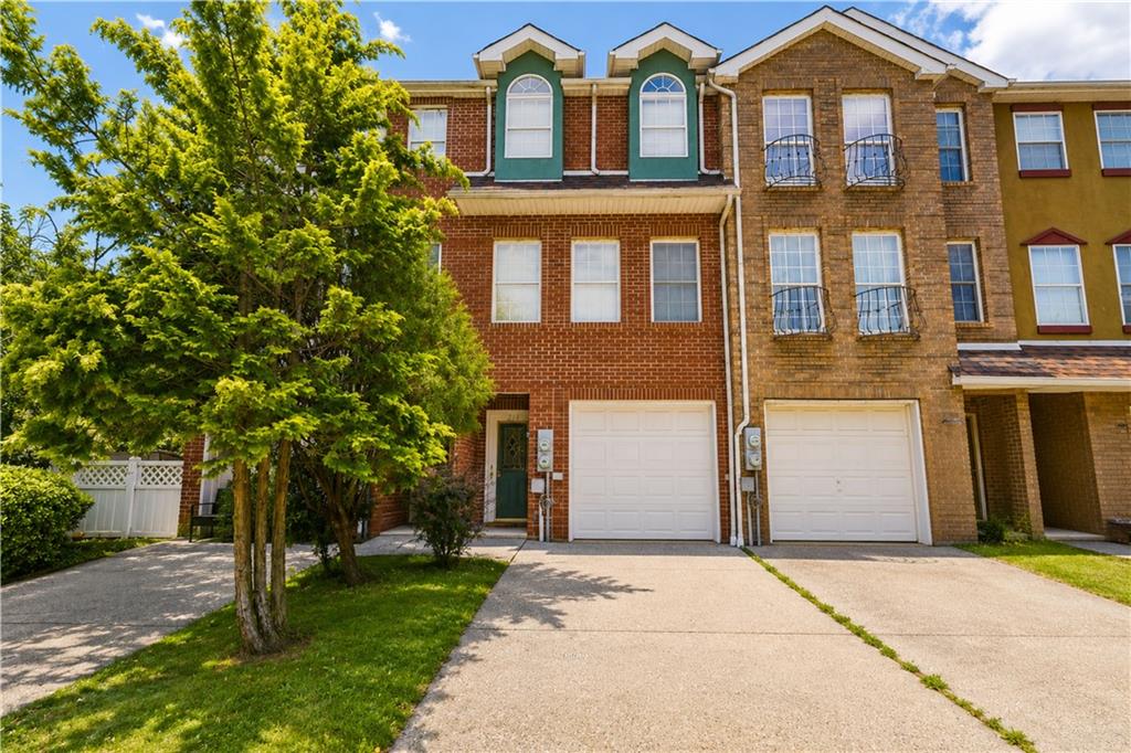 218 Essex Drive New Springville Staten Island NY 10314
