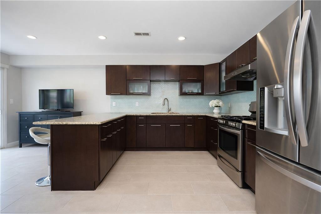 218 Essex Drive New Springville Staten Island NY 10314
