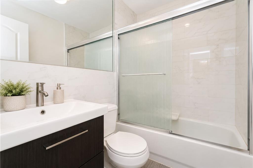 218 Essex Drive New Springville Staten Island NY 10314