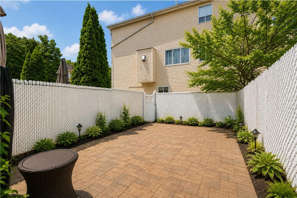 218 Essex Drive New Springville Staten Island NY 10314