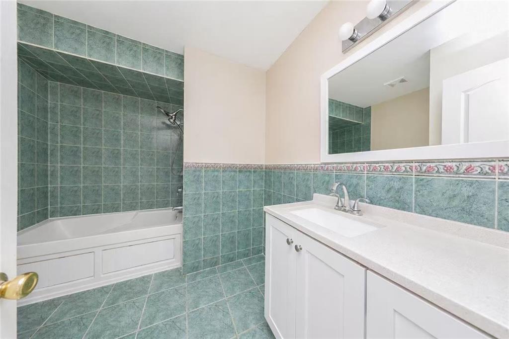 231 Gervil Street Rossville Staten Island NY 10309