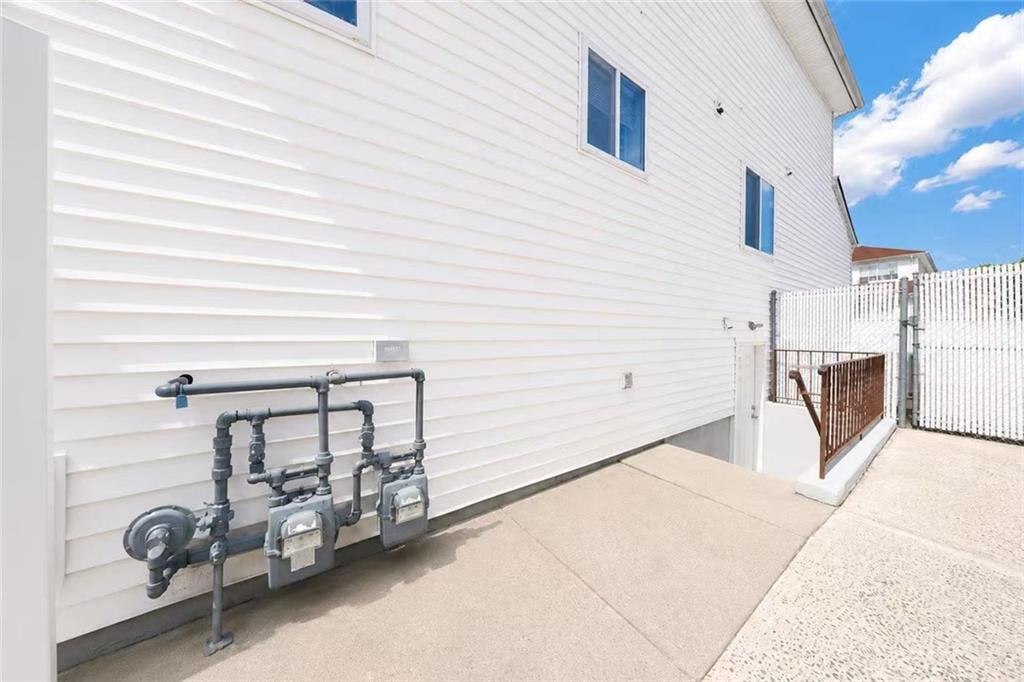 231 Gervil Street Rossville Staten Island NY 10309