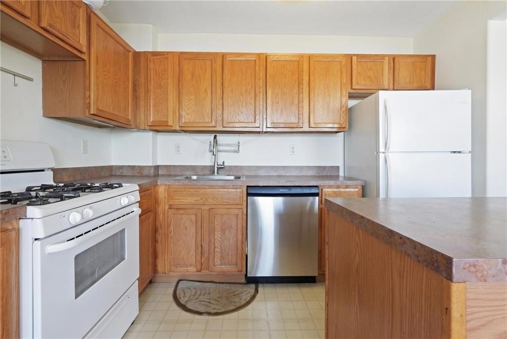 7305 Lighthouse Drive Arverne Arverne NY 11692