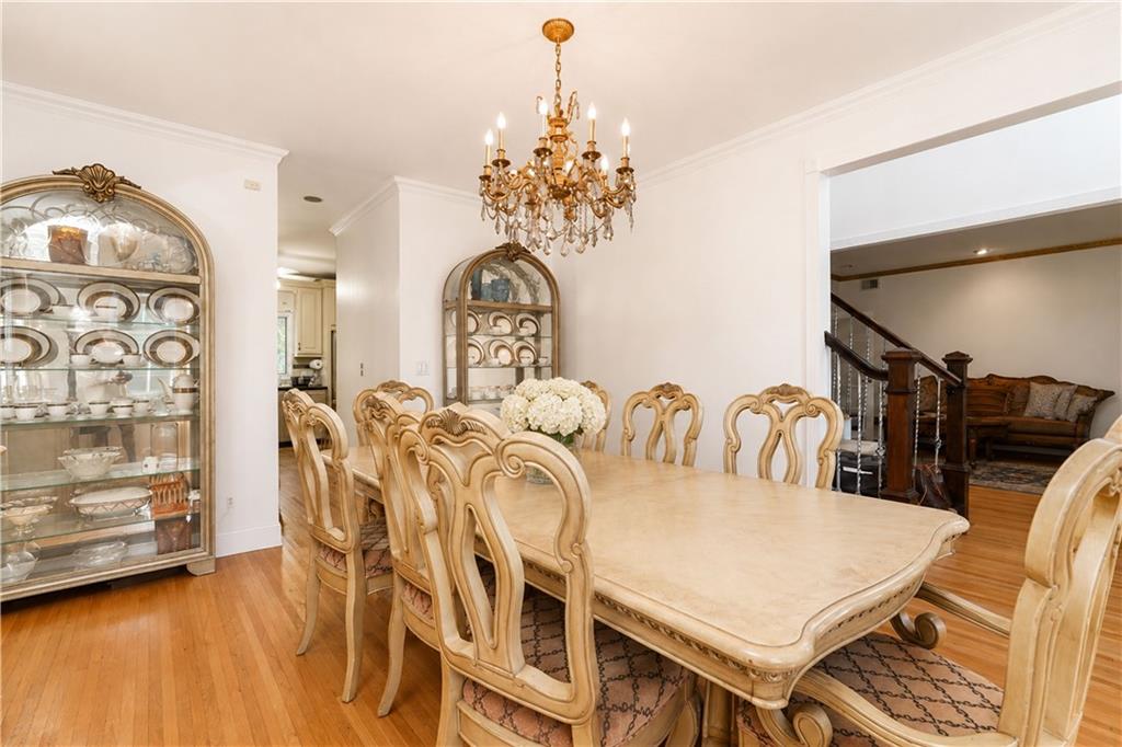 22 Putters Court Silver Lake Staten Island NY 10301