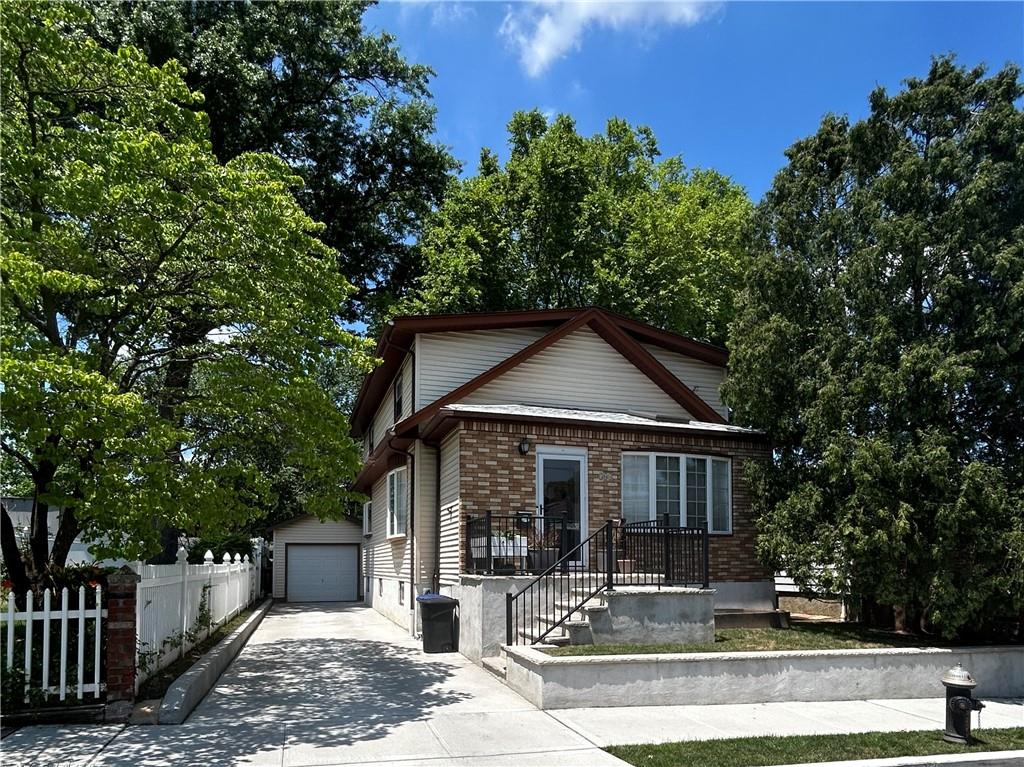 304 Bidwell Avenue Westerleigh Staten Island NY 10314