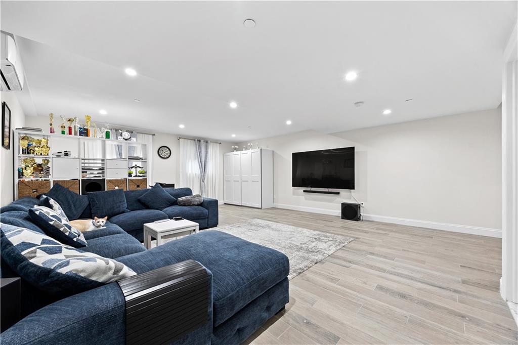 122 Bay 26th Street Bensonhurst Brooklyn NY 11214