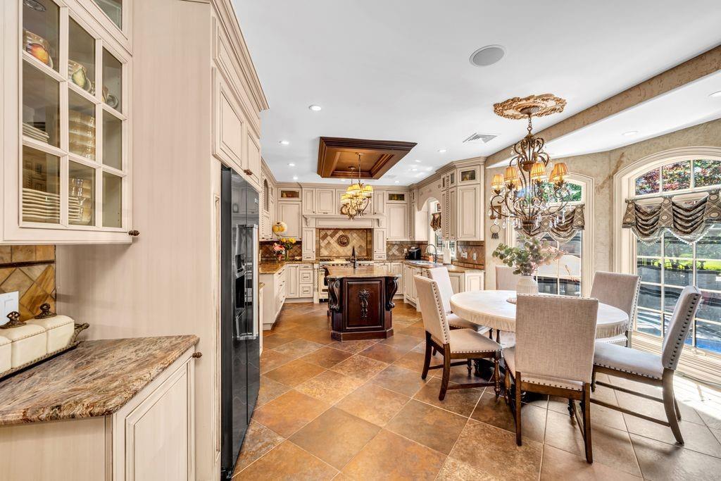 18 Ivan Court Prince's Bay Staten Island NY 10309