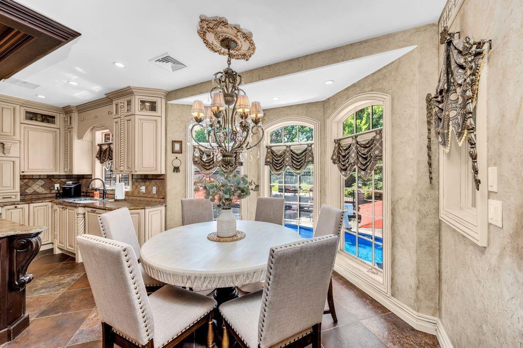 18 Ivan Court Prince's Bay Staten Island NY 10309