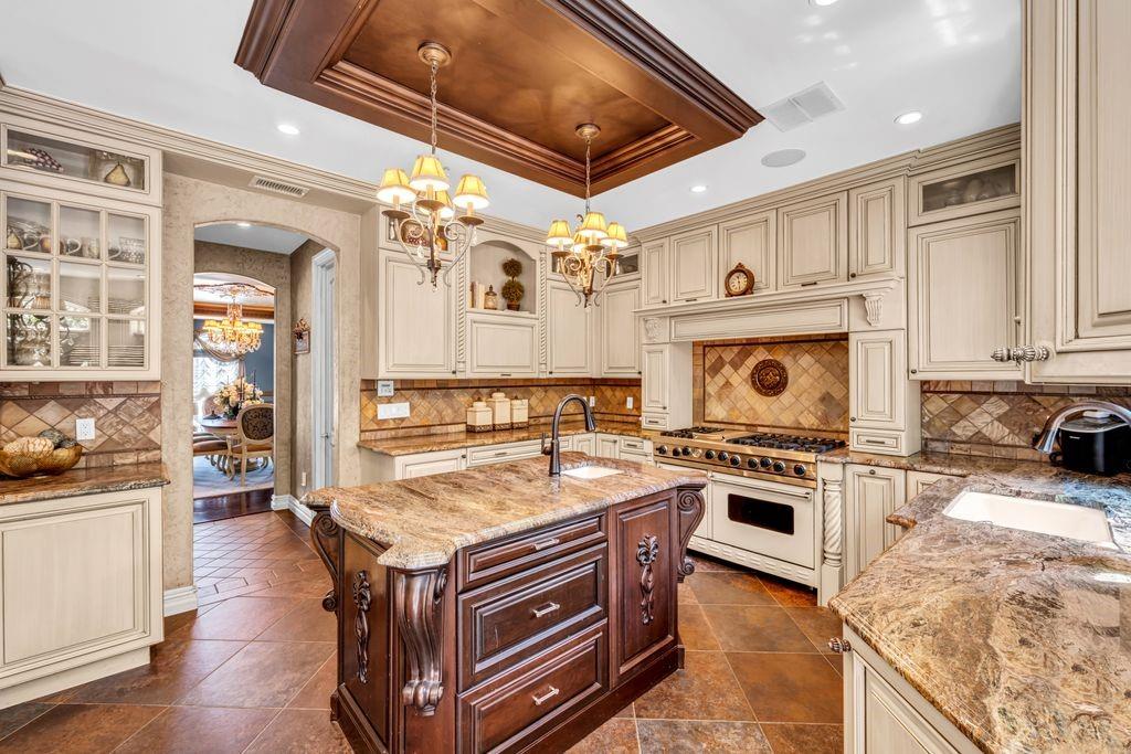 18 Ivan Court Prince's Bay Staten Island NY 10309