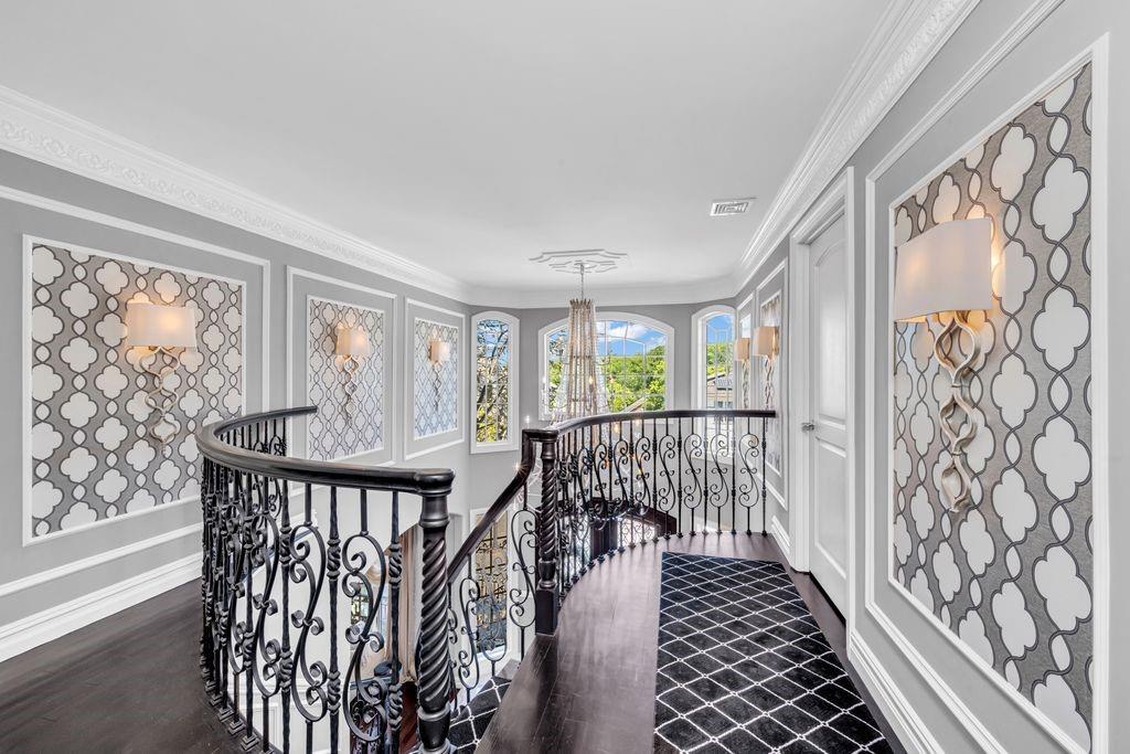 18 Ivan Court Prince's Bay Staten Island NY 10309
