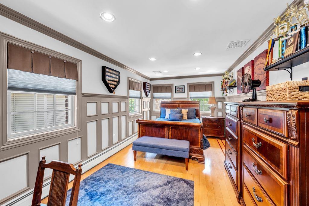 18 Ivan Court Prince's Bay Staten Island NY 10309