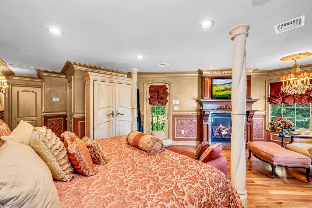 18 Ivan Court Prince's Bay Staten Island NY 10309
