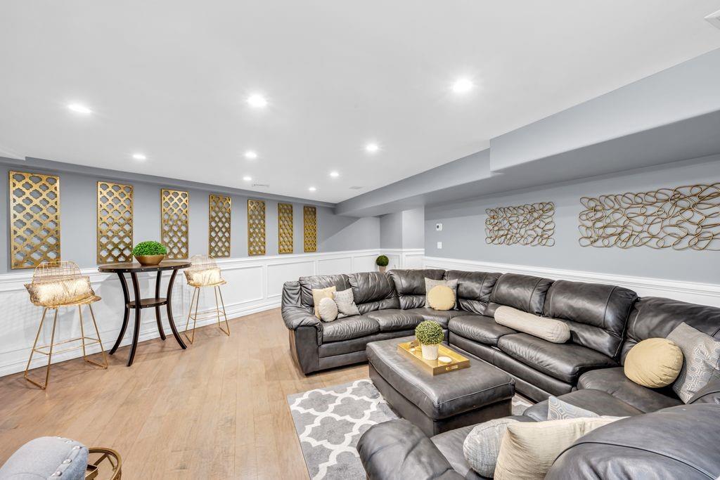 18 Ivan Court Prince's Bay Staten Island NY 10309