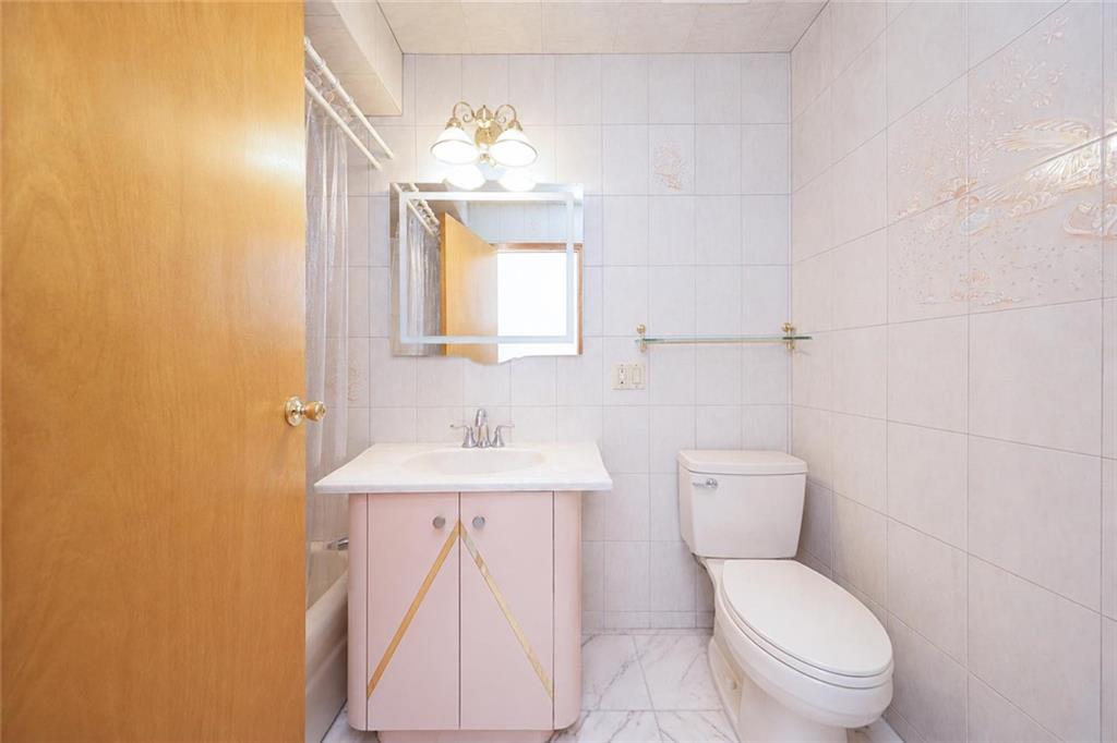 1432 70th Street Dyker Heights Brooklyn NY 11228