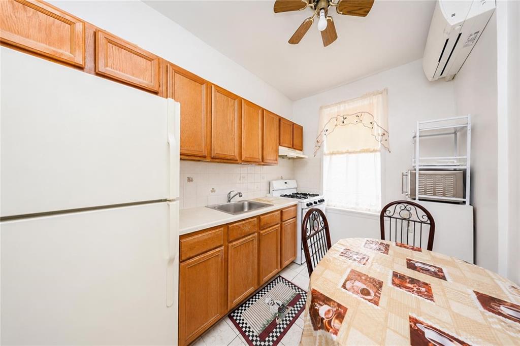 1432 70th Street Dyker Heights Brooklyn NY 11228