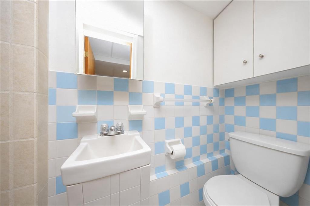 1432 70th Street Dyker Heights Brooklyn NY 11228