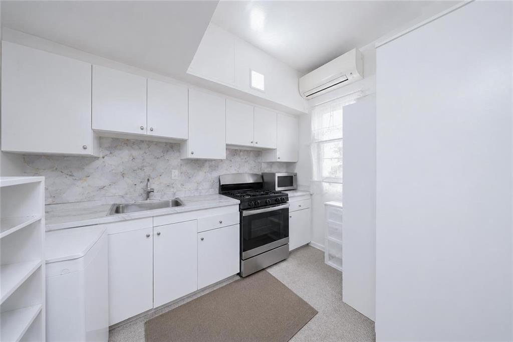 1430 70th Street Dyker Heights Brooklyn NY 11228