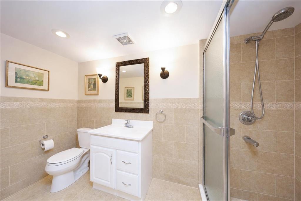 2438 East 27th Street Sheepshead Bay Brooklyn NY 11235