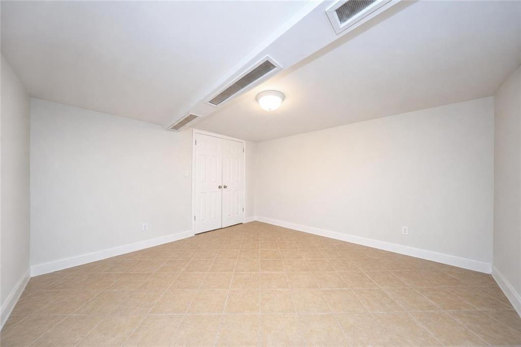 2438 East 27th Street Sheepshead Bay Brooklyn NY 11235