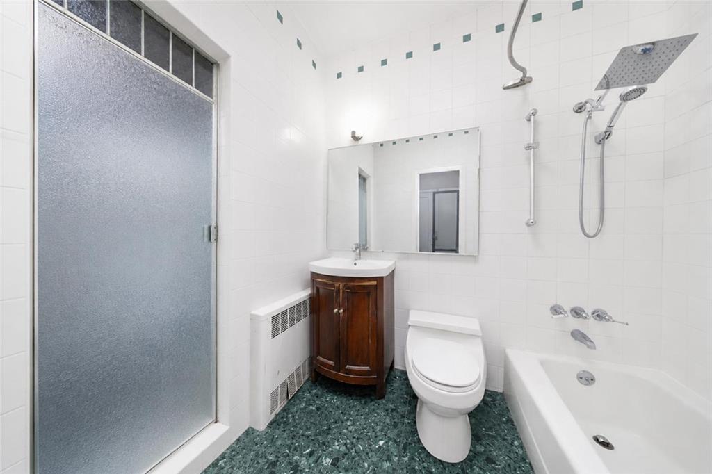 2438 East 27th Street Sheepshead Bay Brooklyn NY 11235