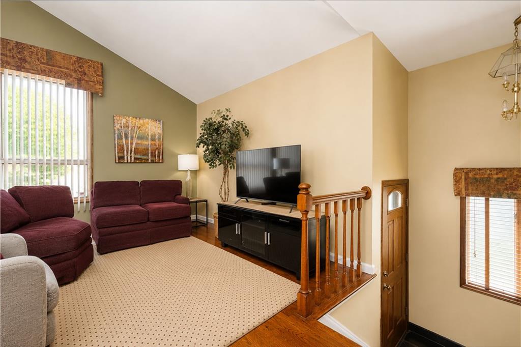 47 Stanley Circle Eltingville Staten Island NY 10308