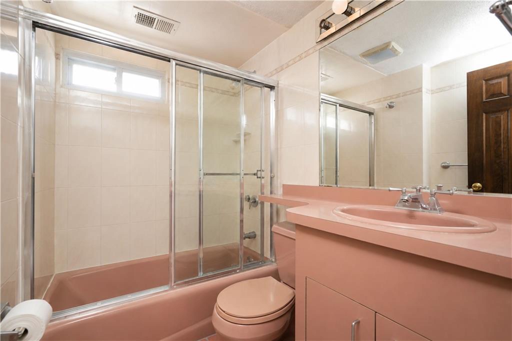 47 Stanley Circle Eltingville Staten Island NY 10308