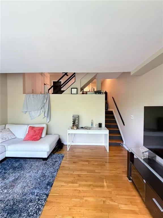 175 Zoe Street Grant City Staten Island NY 10305