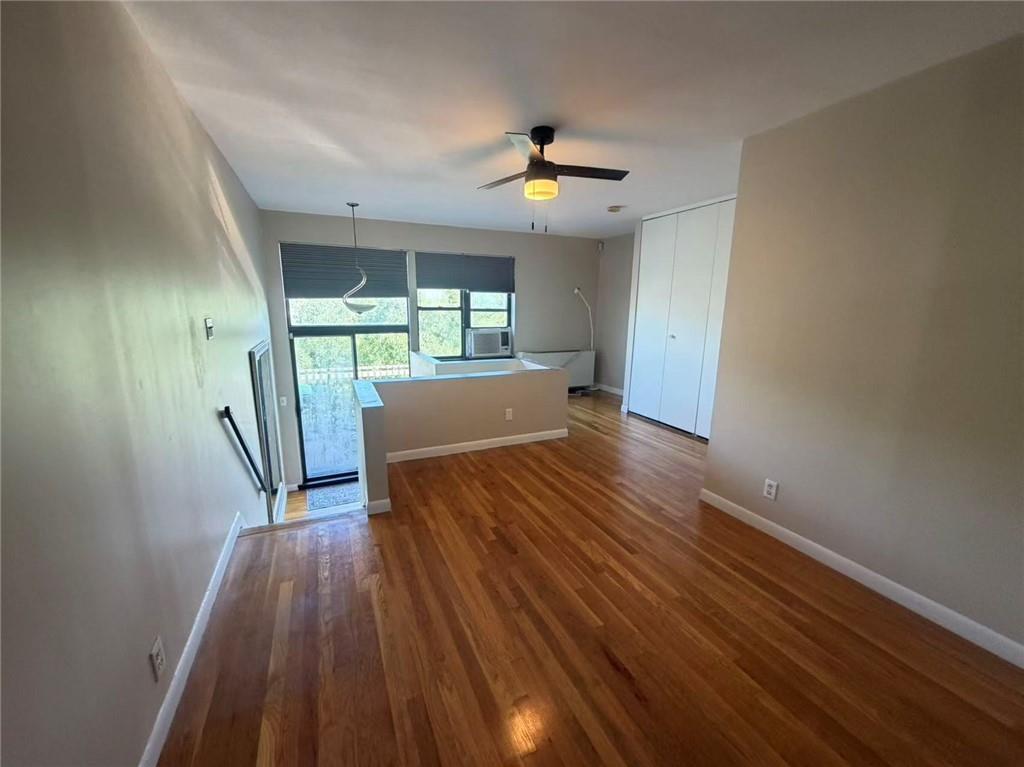 175 Zoe Street Grant City Staten Island NY 10305