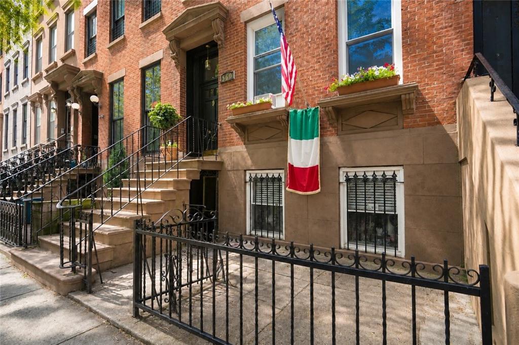 560 Henry Street Carroll Gardens Brooklyn NY 11231