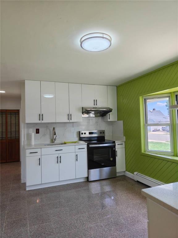 82 LANTERN Road Out of NYC Hicksville NY 11801