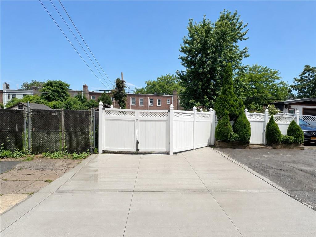 53-50 66th Street Maspeth Queens NY 11378