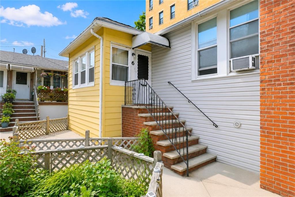 30 W End #6 Avenue Manhattan Beach Brooklyn NY 11235