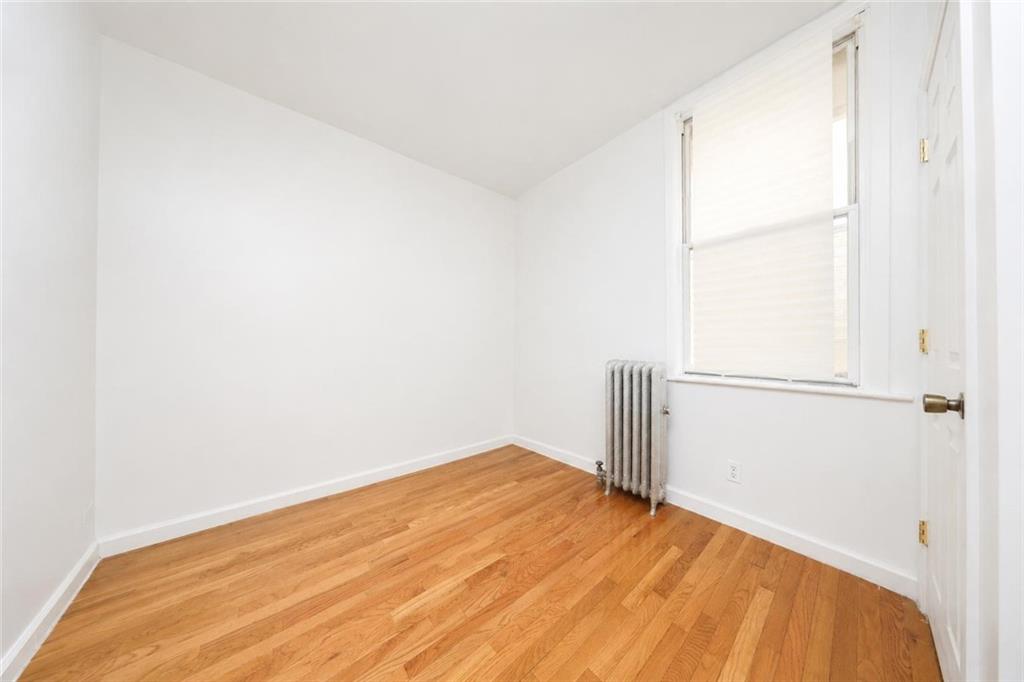 30 W End #6 Avenue Manhattan Beach Brooklyn NY 11235