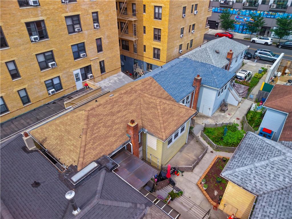 30 W End #6 Avenue Manhattan Beach Brooklyn NY 11235