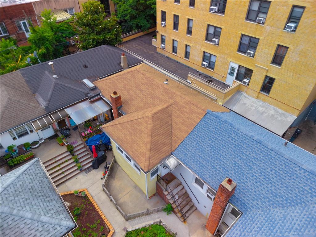 30 W End #6 Avenue Manhattan Beach Brooklyn NY 11235