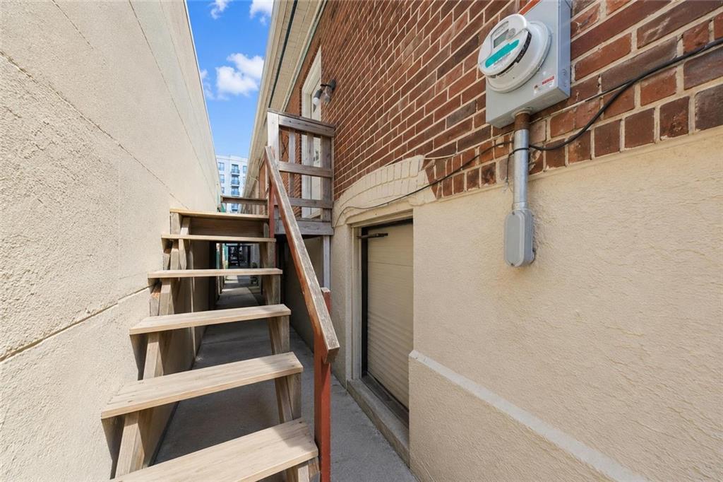 30 W End #6 Avenue Manhattan Beach Brooklyn NY 11235