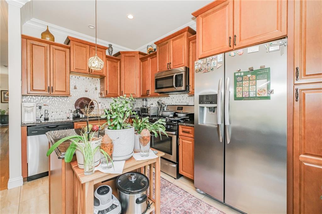 300 Lamberts Lane Graniteville Brooklyn NY 10314